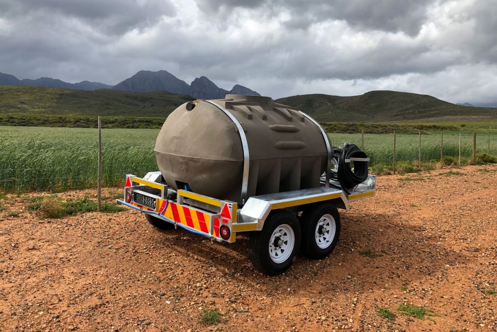New-Trend-BlinkSleepwa-Water-Tank-Trailer-1024x683 New-Trend-BlinkSleepwa-Water-Tank-Trailer-1024x683